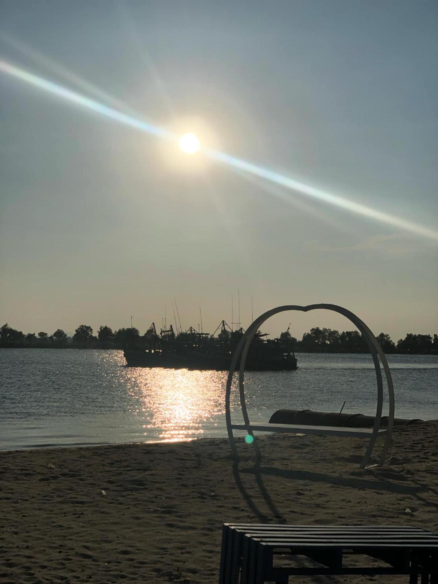 La Plage De Kampot By Lee & Hap Guest House 외부 사진