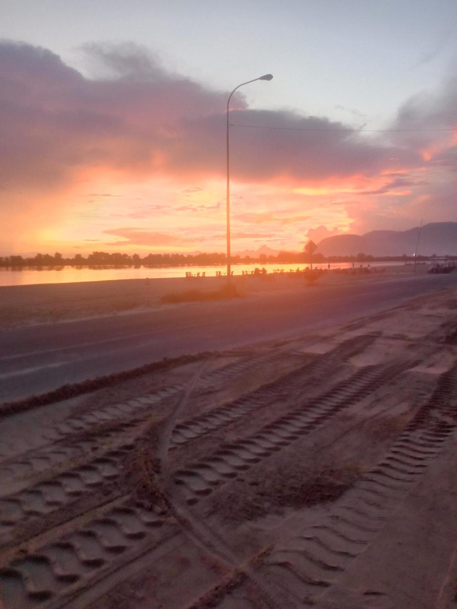 La Plage De Kampot By Lee & Hap Guest House 외부 사진