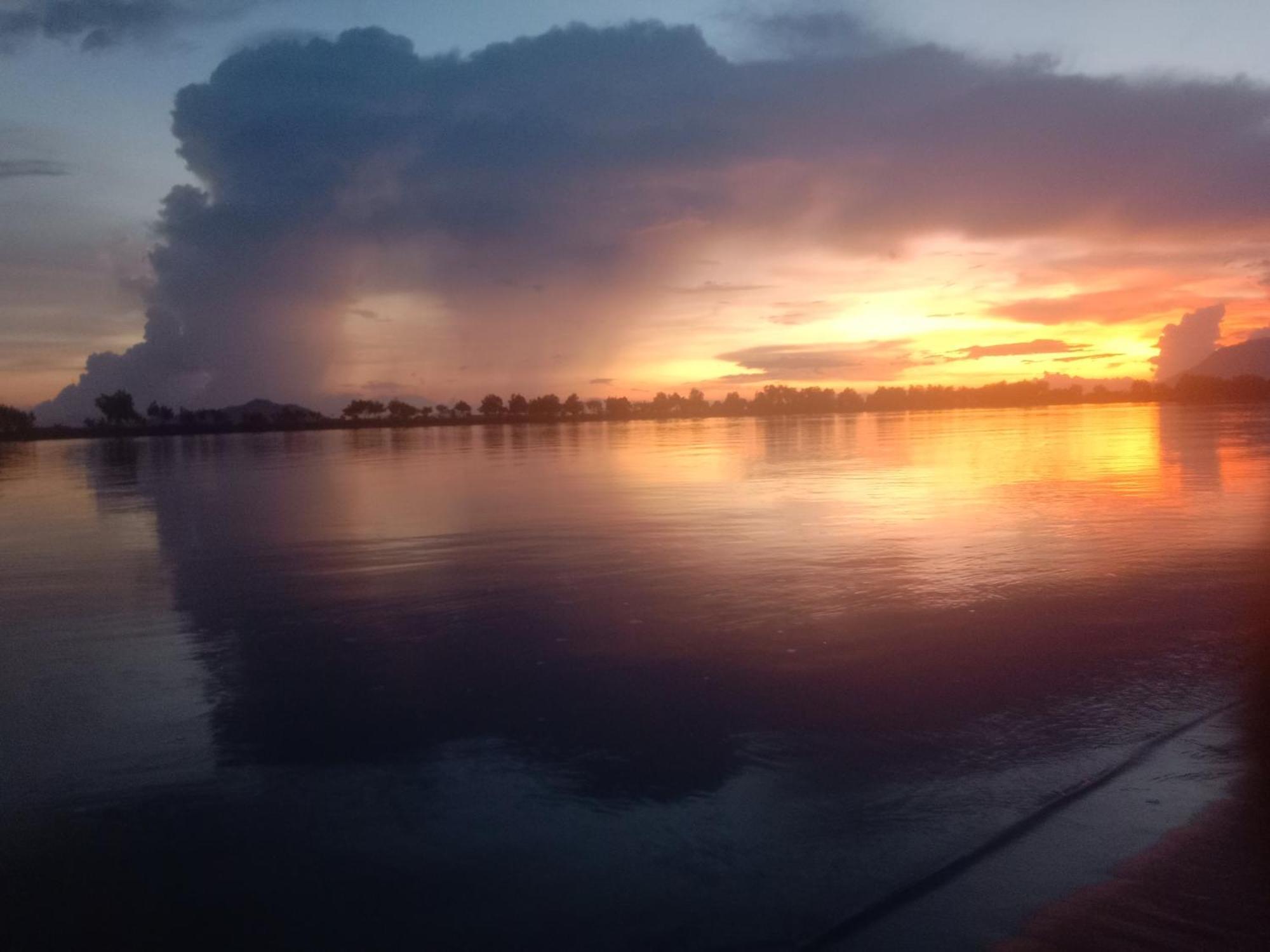 La Plage De Kampot By Lee & Hap Guest House 외부 사진